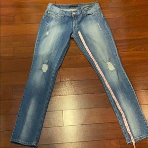 Levi’s jeans 👖 size 9 medium